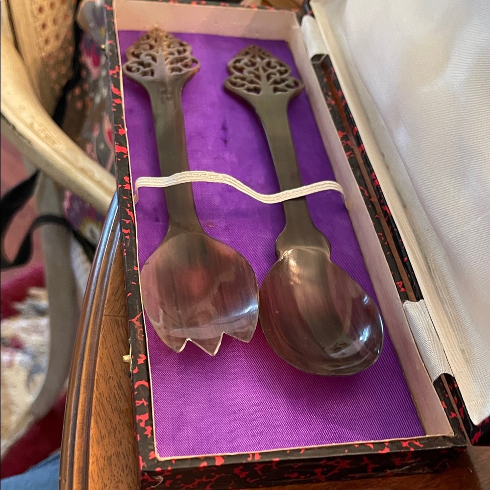 TORTOISE (genuine) Decorative Salad Set